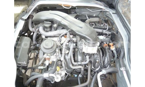 Buy Import Toyota Hiace Other Car in Import - Dubai in Arusha Buy Import Toyota Hiace Other Car in Import - Dubai in Arusha