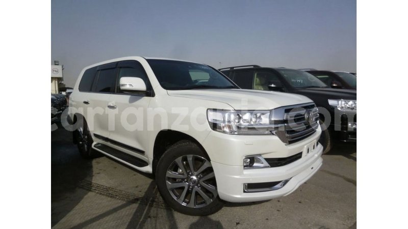 Big with watermark toyota land cruiser arusha import dubai 8405