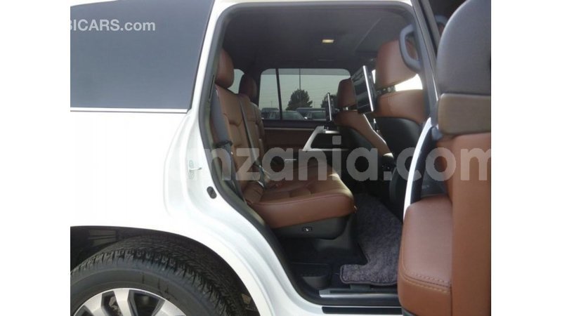 Big with watermark toyota land cruiser arusha import dubai 8405