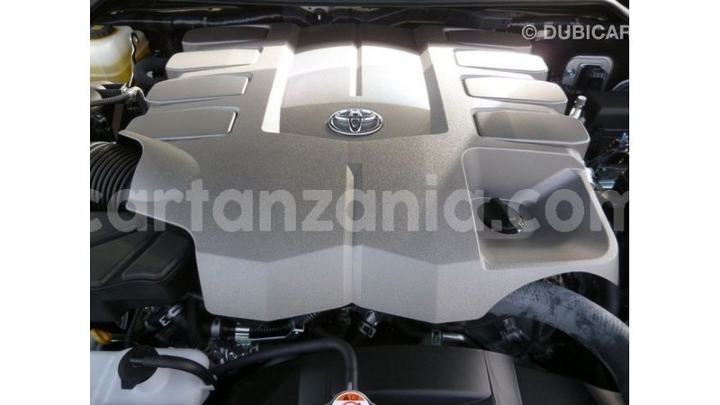 Big with watermark toyota land cruiser arusha import dubai 8405