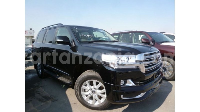 Big with watermark toyota land cruiser arusha import dubai 8406