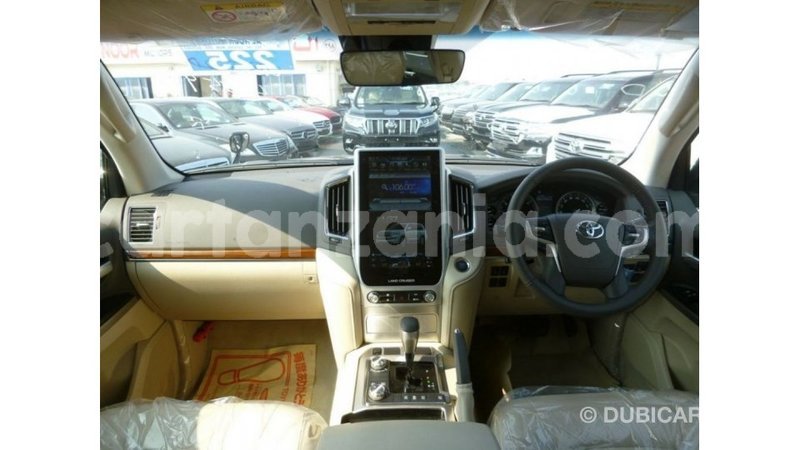 Big with watermark toyota land cruiser arusha import dubai 8406