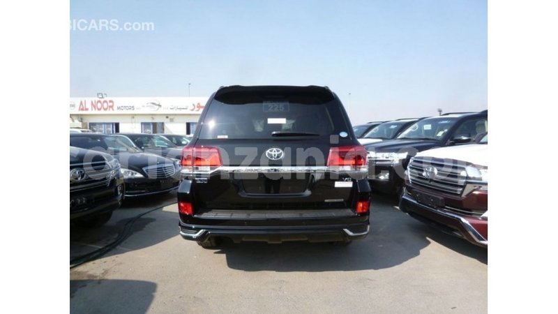 Big with watermark toyota land cruiser arusha import dubai 8406