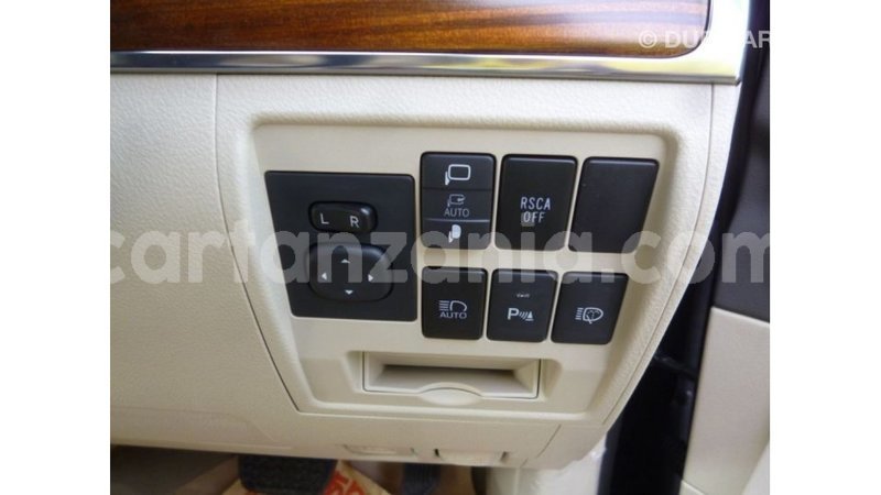 Big with watermark toyota land cruiser arusha import dubai 8406