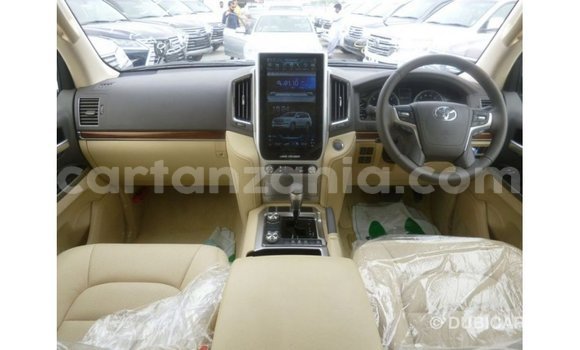 Nunua Imported Toyota Land Cruiser Nyeusi Gari ndani ya Import - Dubai nchini Arusha Nunua Imported Toyota Land Cruiser Nyeusi Gari ndani ya Import - Dubai nchini Arusha