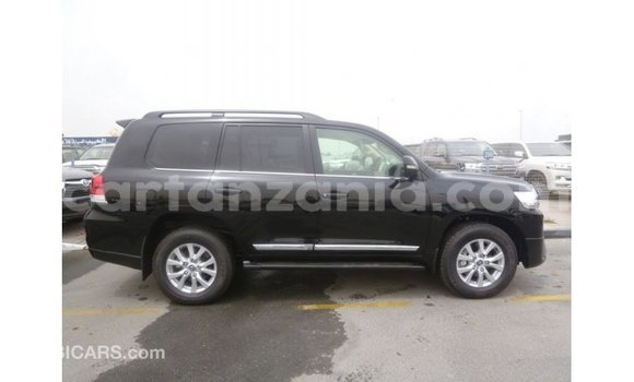 Nunua Imported Toyota Land Cruiser Nyeusi Gari ndani ya Import - Dubai nchini Arusha Nunua Imported Toyota Land Cruiser Nyeusi Gari ndani ya Import - Dubai nchini Arusha