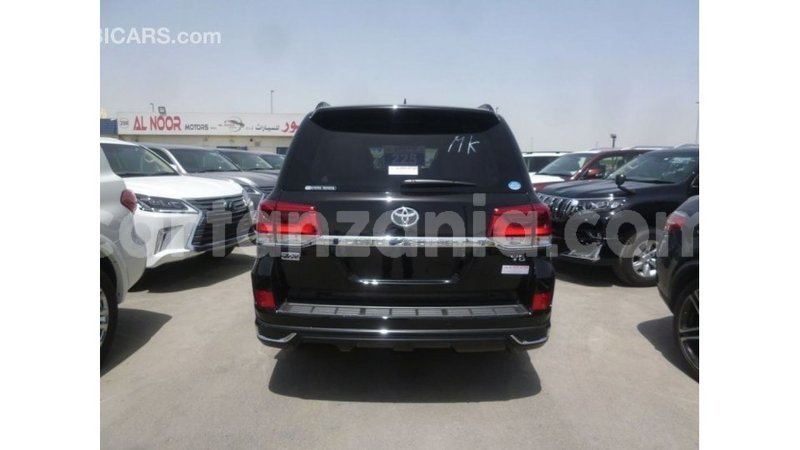 Big with watermark toyota land cruiser arusha import dubai 8408