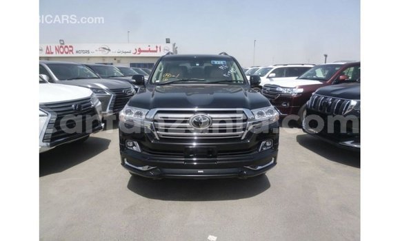 Nunua Imported Toyota Land Cruiser Nyeusi Gari ndani ya Import - Dubai nchini Arusha Nunua Imported Toyota Land Cruiser Nyeusi Gari ndani ya Import - Dubai nchini Arusha