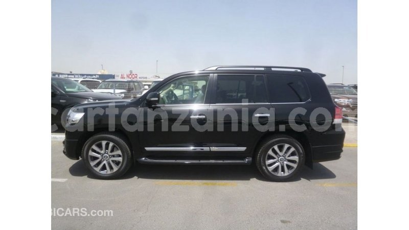 Big with watermark toyota land cruiser arusha import dubai 8408