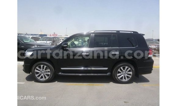 Nunua Imported Toyota Land Cruiser Nyeusi Gari ndani ya Import - Dubai nchini Arusha Nunua Imported Toyota Land Cruiser Nyeusi Gari ndani ya Import - Dubai nchini Arusha