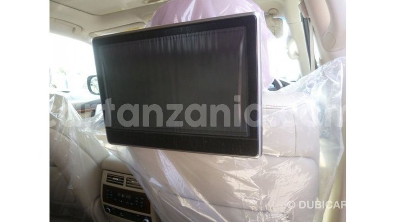 Big with watermark toyota land cruiser arusha import dubai 8408