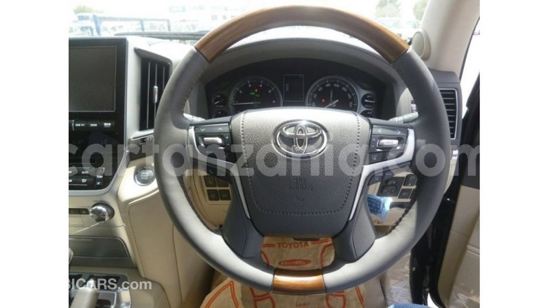 Big with watermark toyota land cruiser arusha import dubai 8408