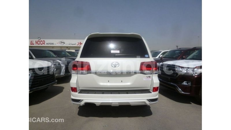 Big with watermark toyota land cruiser arusha import dubai 8410