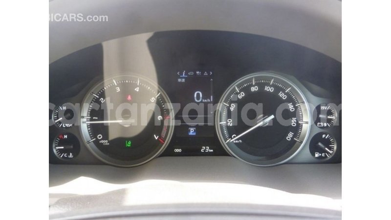 Big with watermark toyota land cruiser arusha import dubai 8410