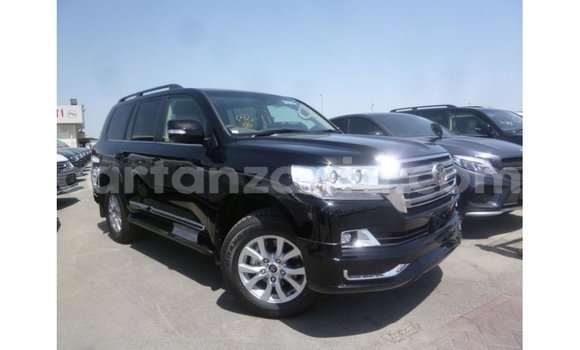 Nunua Imported Toyota Land Cruiser Nyeusi Gari ndani ya Import - Dubai nchini Arusha Nunua Imported Toyota Land Cruiser Nyeusi Gari ndani ya Import - Dubai nchini Arusha