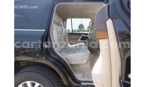 Nunua Imported Toyota Land Cruiser Nyeusi Gari ndani ya Import - Dubai nchini Arusha Nunua Imported Toyota Land Cruiser Nyeusi Gari ndani ya Import - Dubai nchini Arusha