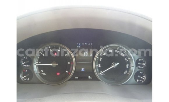 Nunua Imported Toyota Land Cruiser Nyeusi Gari ndani ya Import - Dubai nchini Arusha Nunua Imported Toyota Land Cruiser Nyeusi Gari ndani ya Import - Dubai nchini Arusha