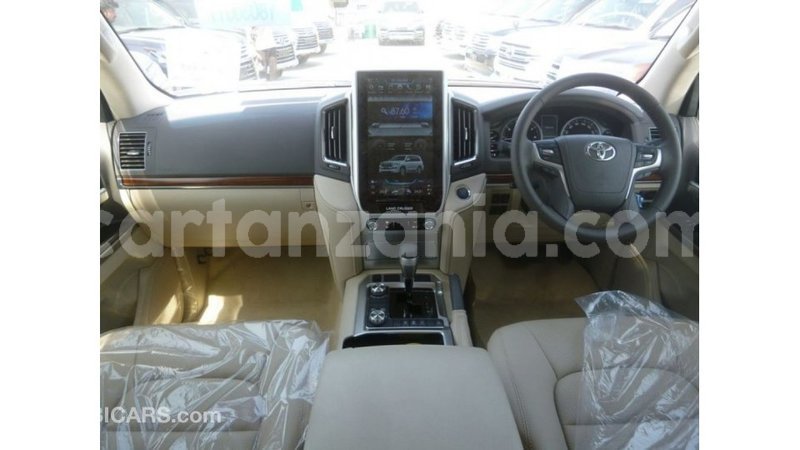 Big with watermark toyota land cruiser arusha import dubai 8412