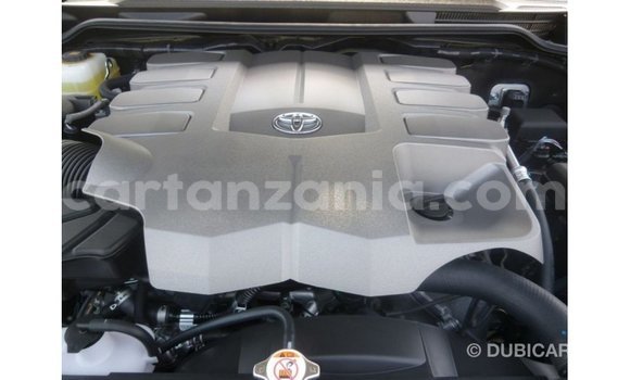 Nunua Imported Toyota Land Cruiser Bluu Gari ndani ya Import - Dubai nchini Arusha Nunua Imported Toyota Land Cruiser Bluu Gari ndani ya Import - Dubai nchini Arusha