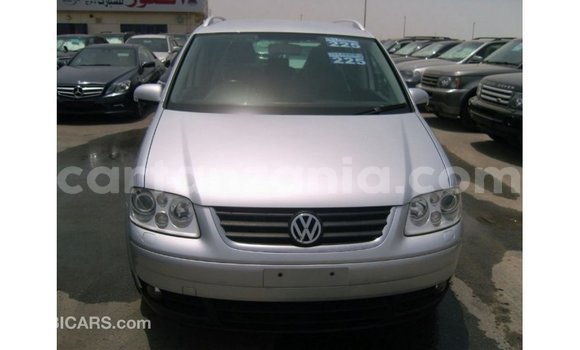 Nunua Imported Volkswagen Touran Nyingine Gari ndani ya Import - Dubai nchini Arusha Nunua Imported Volkswagen Touran Nyingine Gari ndani ya Import - Dubai nchini Arusha