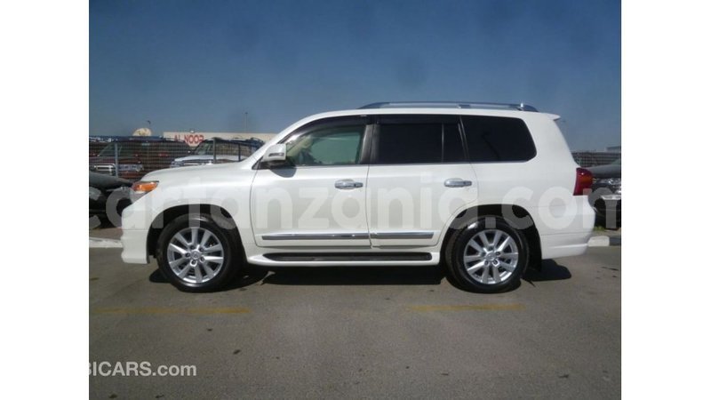 Big with watermark toyota land cruiser arusha import dubai 8417