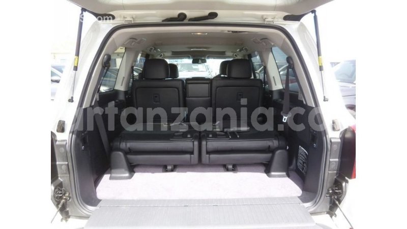 Big with watermark toyota land cruiser arusha import dubai 8418