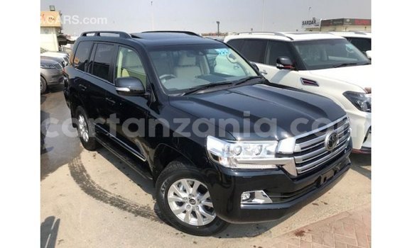 Buy Import Toyota Land Cruiser Black Car in Import - Dubai in Arusha Buy Import Toyota Land Cruiser Black Car in Import - Dubai in Arusha