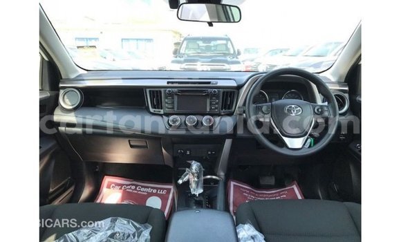 Nunua Imported Toyota 4Runner Nyeupe Gari ndani ya Import - Dubai nchini Arusha Nunua Imported Toyota 4Runner Nyeupe Gari ndani ya Import - Dubai nchini Arusha