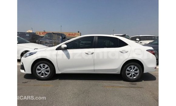 Buy Import Toyota Corolla White Car in Import - Dubai in Arusha Buy Import Toyota Corolla White Car in Import - Dubai in Arusha