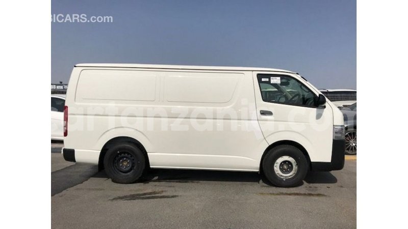 Big with watermark toyota hiace arusha import dubai 8423