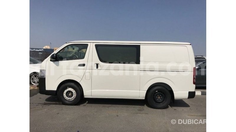 Big with watermark toyota hiace arusha import dubai 8423