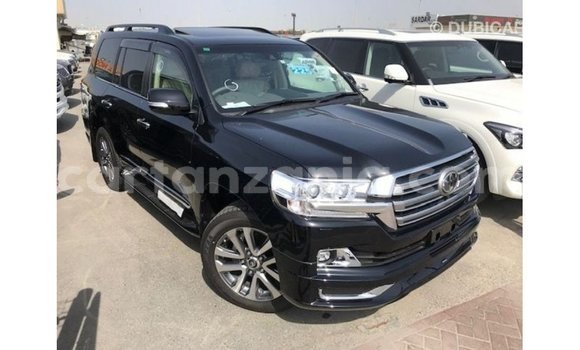 Buy Import Toyota Land Cruiser Black Car in Import - Dubai in Arusha Buy Import Toyota Land Cruiser Black Car in Import - Dubai in Arusha