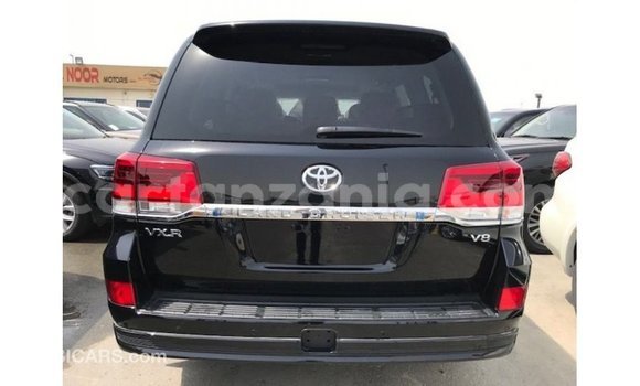 Nunua Imported Toyota Land Cruiser Nyeusi Gari ndani ya Import - Dubai nchini Arusha Nunua Imported Toyota Land Cruiser Nyeusi Gari ndani ya Import - Dubai nchini Arusha