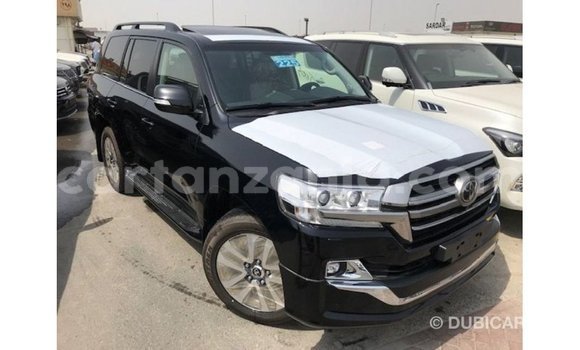 Nunua Imported Toyota Land Cruiser Nyeusi Gari ndani ya Import - Dubai nchini Arusha Nunua Imported Toyota Land Cruiser Nyeusi Gari ndani ya Import - Dubai nchini Arusha
