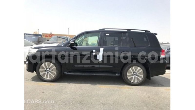 Big with watermark toyota land cruiser arusha import dubai 8428