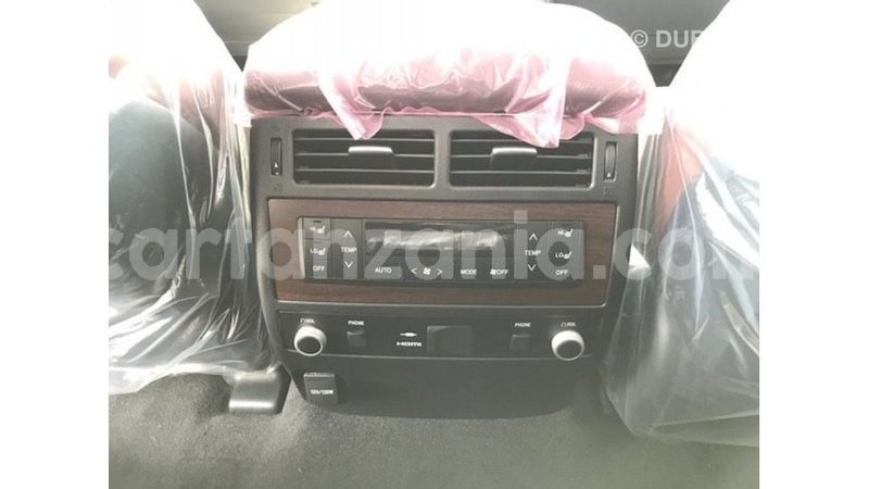 Big with watermark toyota land cruiser arusha import dubai 8428