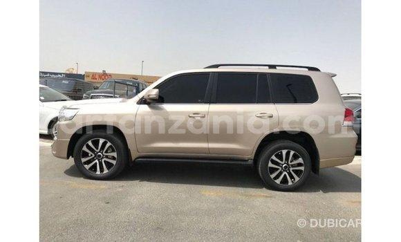 Buy Import Toyota Land Cruiser Other Car in Import - Dubai in Arusha Buy Import Toyota Land Cruiser Other Car in Import - Dubai in Arusha