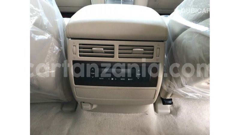 Big with watermark toyota land cruiser arusha import dubai 8429