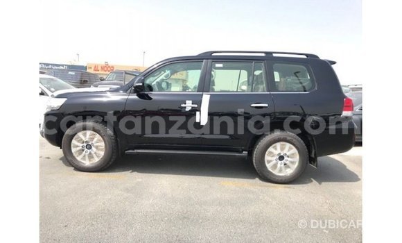 Nunua Imported Toyota Land Cruiser Nyeusi Gari ndani ya Import - Dubai nchini Arusha Nunua Imported Toyota Land Cruiser Nyeusi Gari ndani ya Import - Dubai nchini Arusha