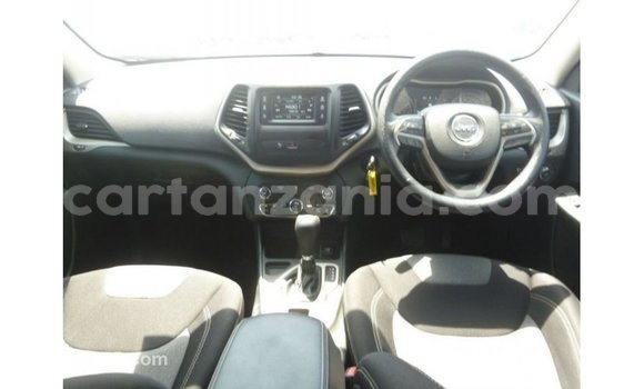 Buy Import Jeep Cherokee White Car in Import - Dubai in Arusha Buy Import Jeep Cherokee White Car in Import - Dubai in Arusha