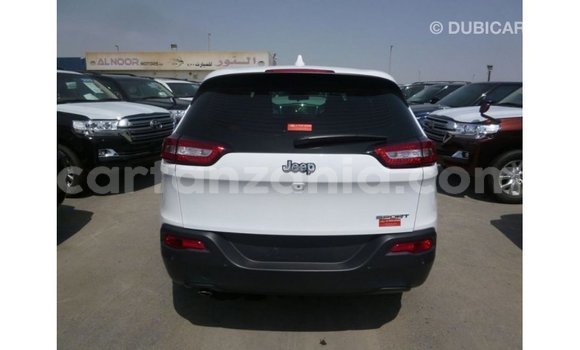 Buy Import Jeep Cherokee White Car in Import - Dubai in Arusha Buy Import Jeep Cherokee White Car in Import - Dubai in Arusha