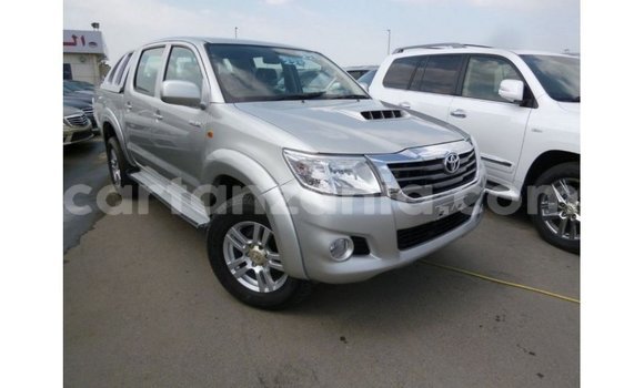 Nunua Imported Toyota Hilux Nyingine Gari ndani ya Import - Dubai nchini Arusha Nunua Imported Toyota Hilux Nyingine Gari ndani ya Import - Dubai nchini Arusha