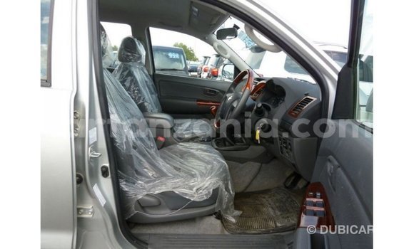 Nunua Imported Toyota Hilux Nyingine Gari ndani ya Import - Dubai nchini Arusha Nunua Imported Toyota Hilux Nyingine Gari ndani ya Import - Dubai nchini Arusha