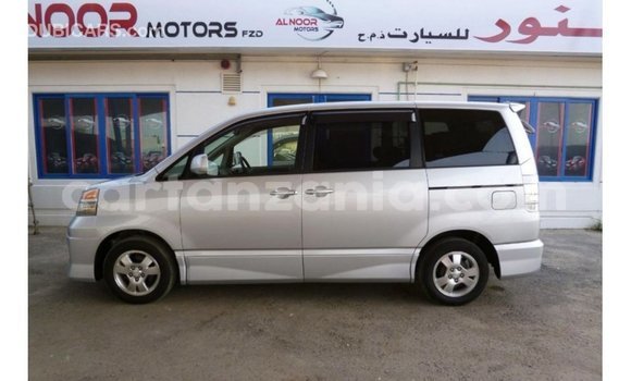 Buy Import Toyota Voxy Other Car in Import - Dubai in Arusha Buy Import Toyota Voxy Other Car in Import - Dubai in Arusha