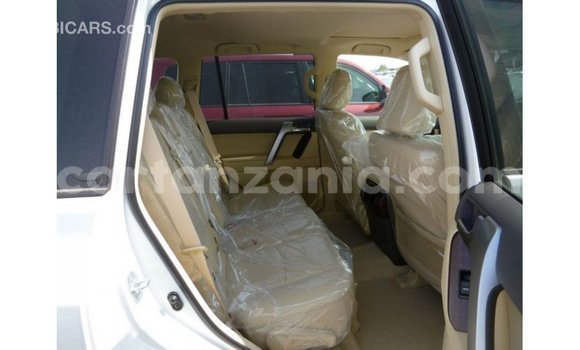 Buy Import Toyota Prado White Car in Import - Dubai in Arusha Buy Import Toyota Prado White Car in Import - Dubai in Arusha