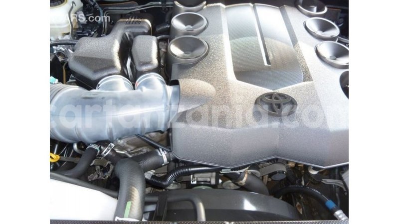 Big with watermark toyota prado arusha import dubai 8446