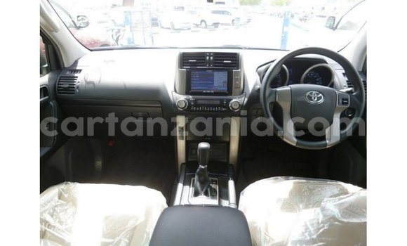 Nunua Imported Toyota Prado Bluu Gari ndani ya Import - Dubai nchini Arusha Nunua Imported Toyota Prado Bluu Gari ndani ya Import - Dubai nchini Arusha