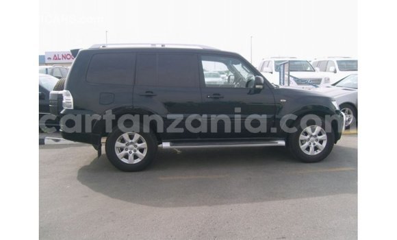 Buy Import Mitsubishi Pajero Black Car in Import - Dubai in Arusha Buy Import Mitsubishi Pajero Black Car in Import - Dubai in Arusha
