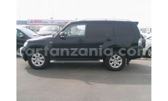 Buy Import Mitsubishi Pajero Black Car in Import - Dubai in Arusha Buy Import Mitsubishi Pajero Black Car in Import - Dubai in Arusha