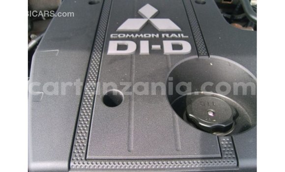 Buy Import Mitsubishi Pajero Black Car in Import - Dubai in Arusha Buy Import Mitsubishi Pajero Black Car in Import - Dubai in Arusha